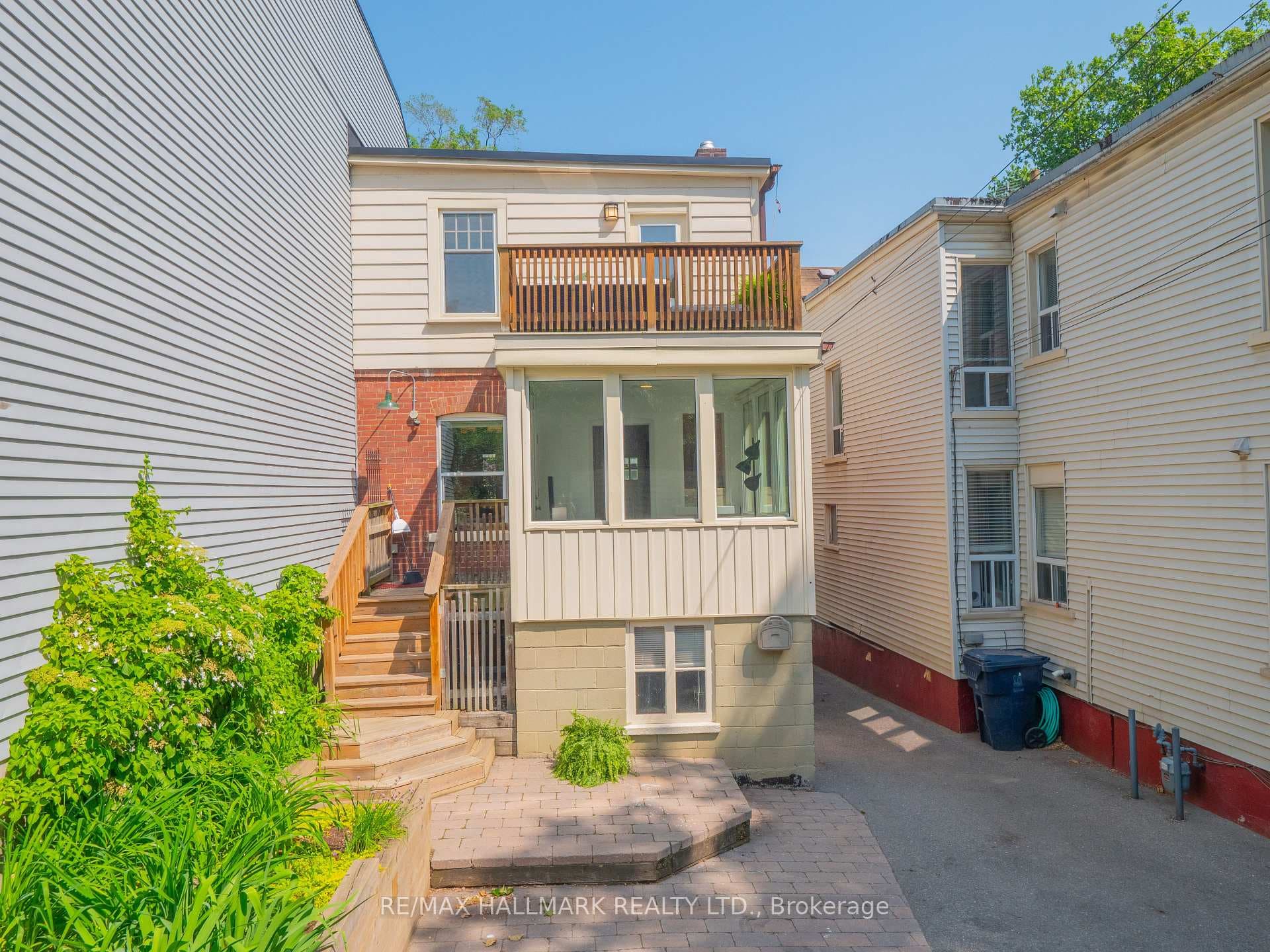 51 Bain Avenue photo 45
