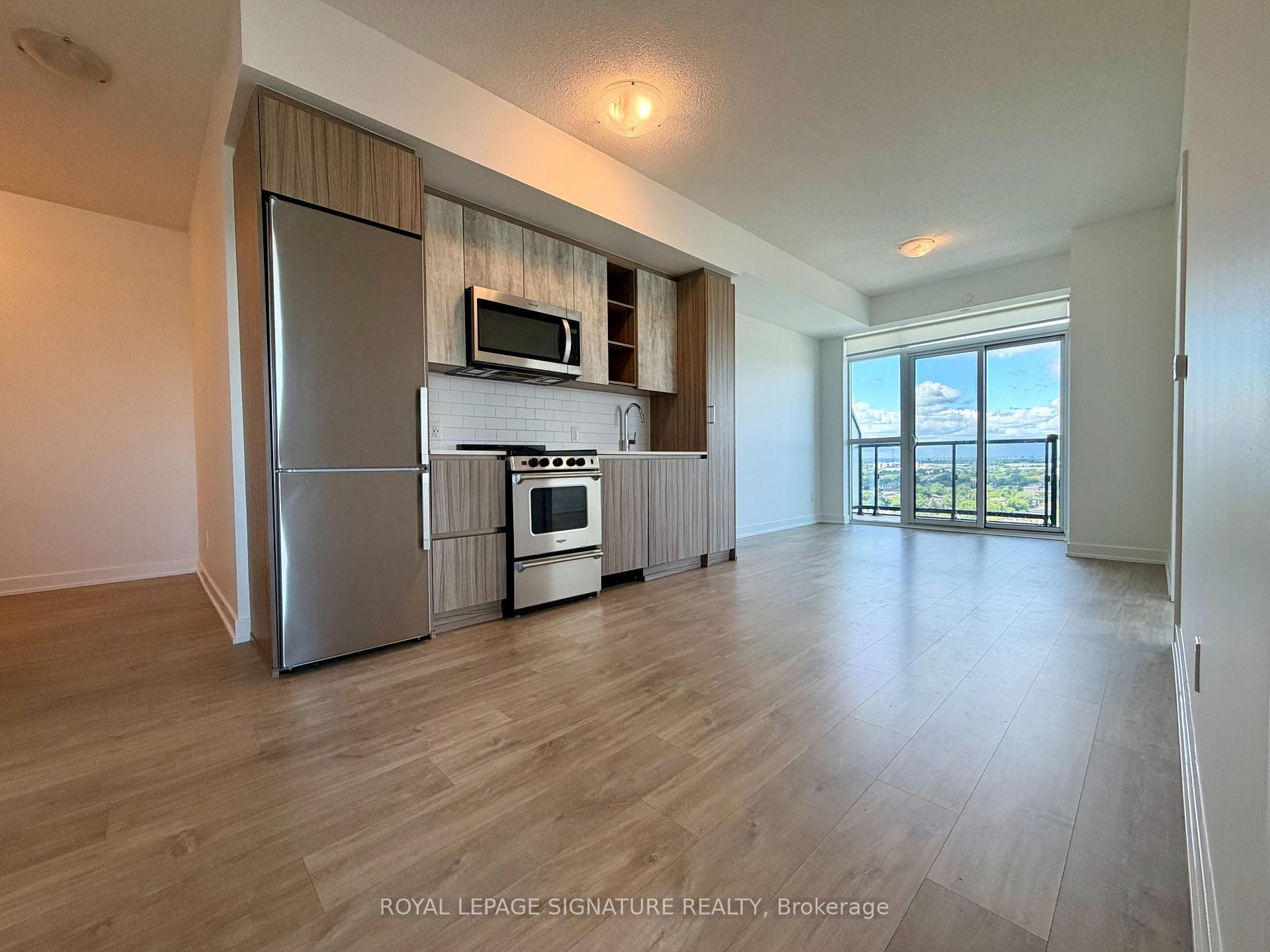 251 Manitoba Street Unit 2110 photo 10