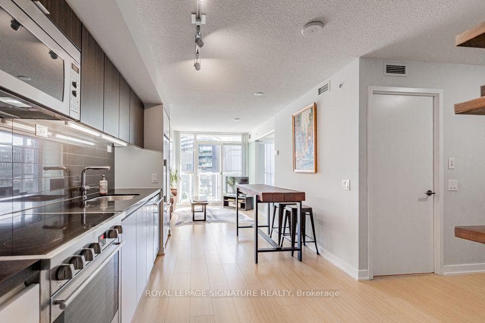 85 Queens Wharf Road Unit 503 photo 7