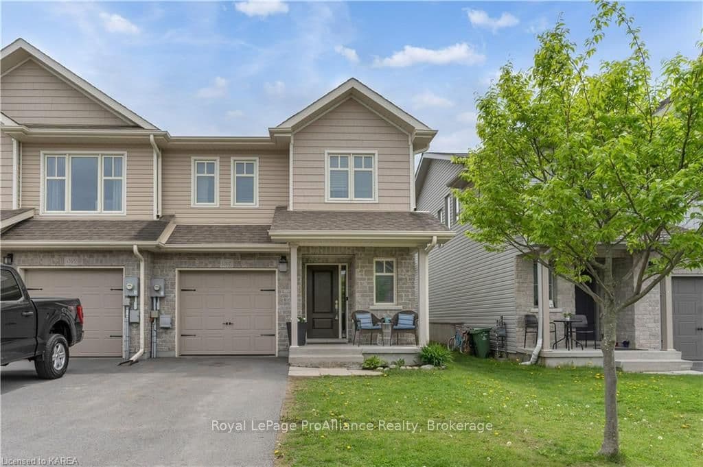 1207 CARFA Crescent photo 44