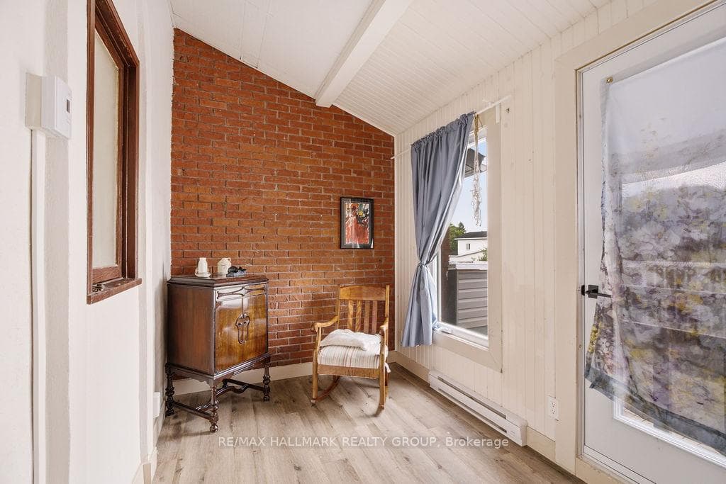 67 Grady Crescent photo 34