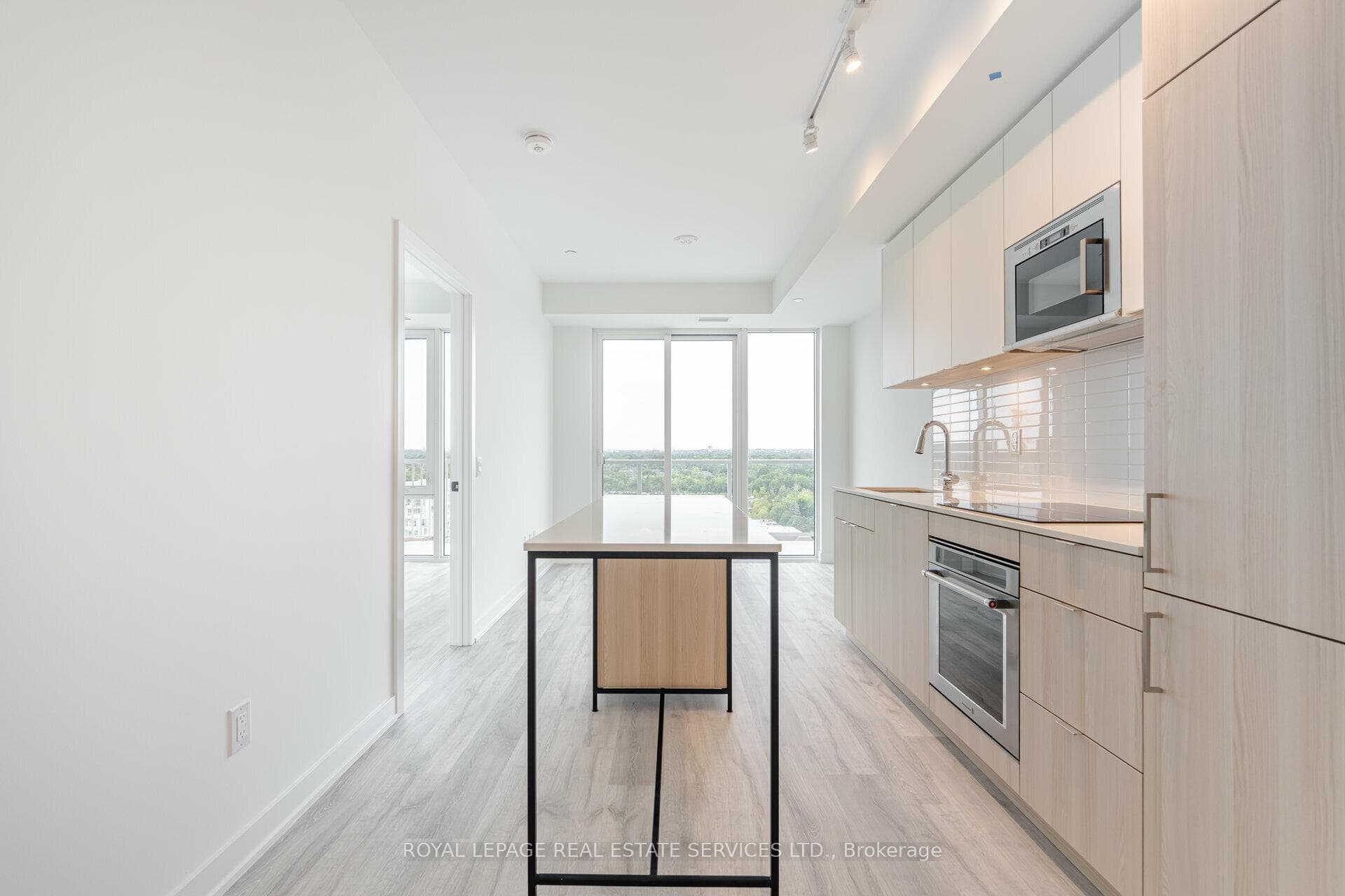 220 Missinnihe Way Unit 1411 photo 12