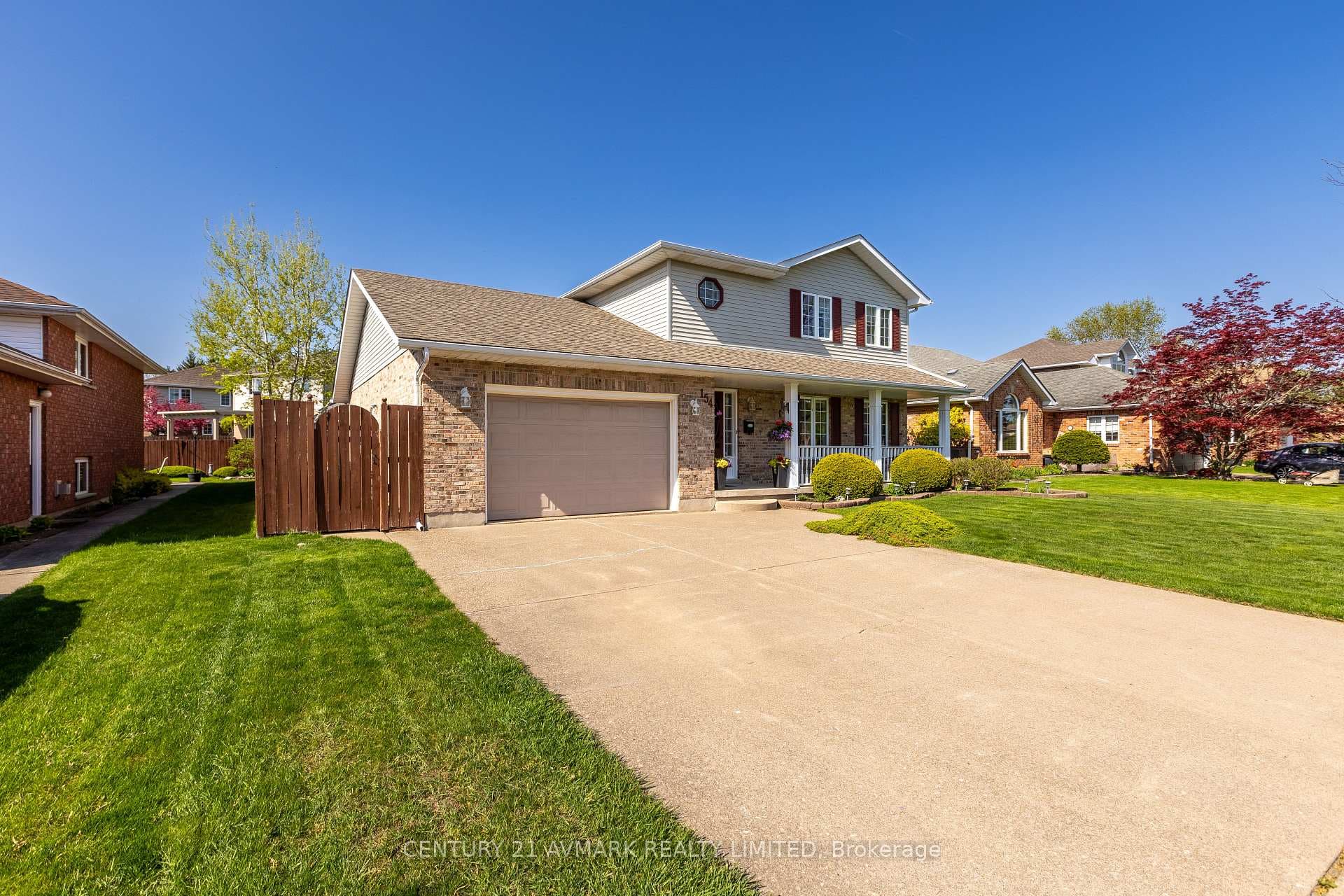 154 Michael Drive photo 2