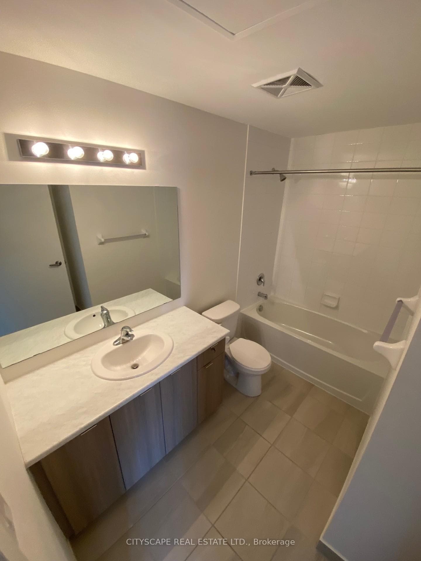 5131 Sheppard Avenue Unit 202 photo 20