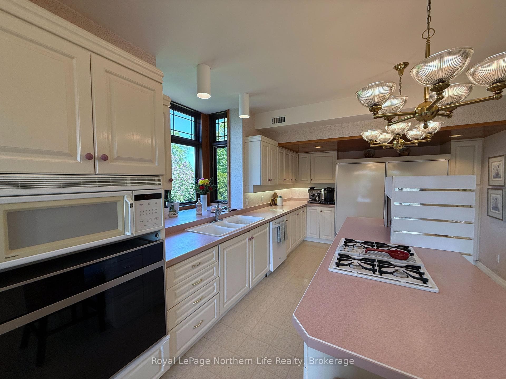 451 Champagne Road photo 16