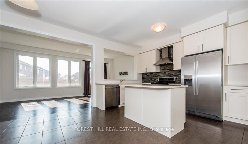 70 Hanson Crescent photo 6
