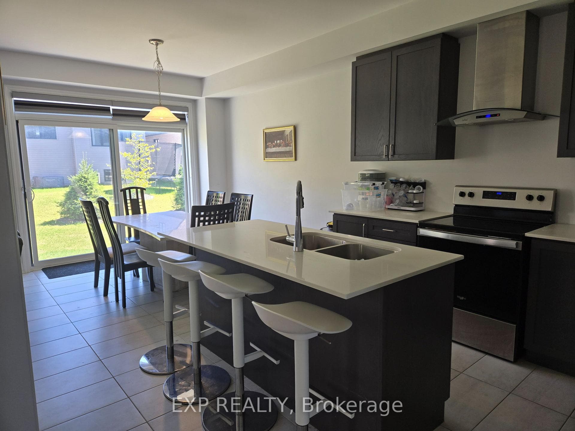 10 Nicort Road photo 3