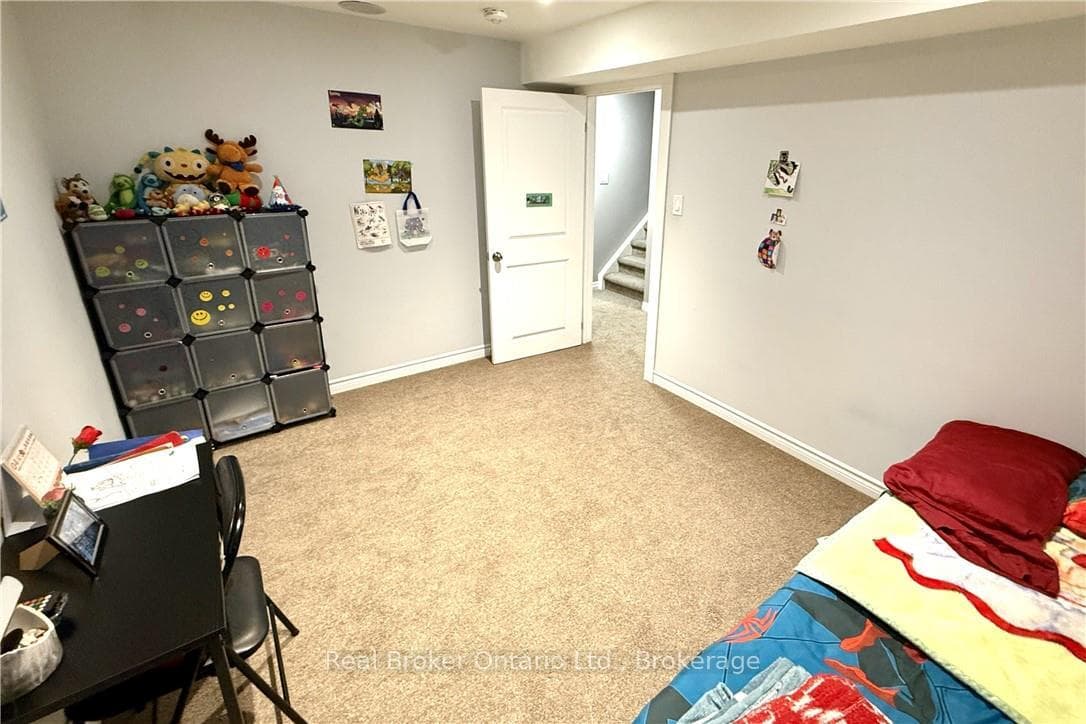 1 Chamberlain Avenue Unit 9 photo 12