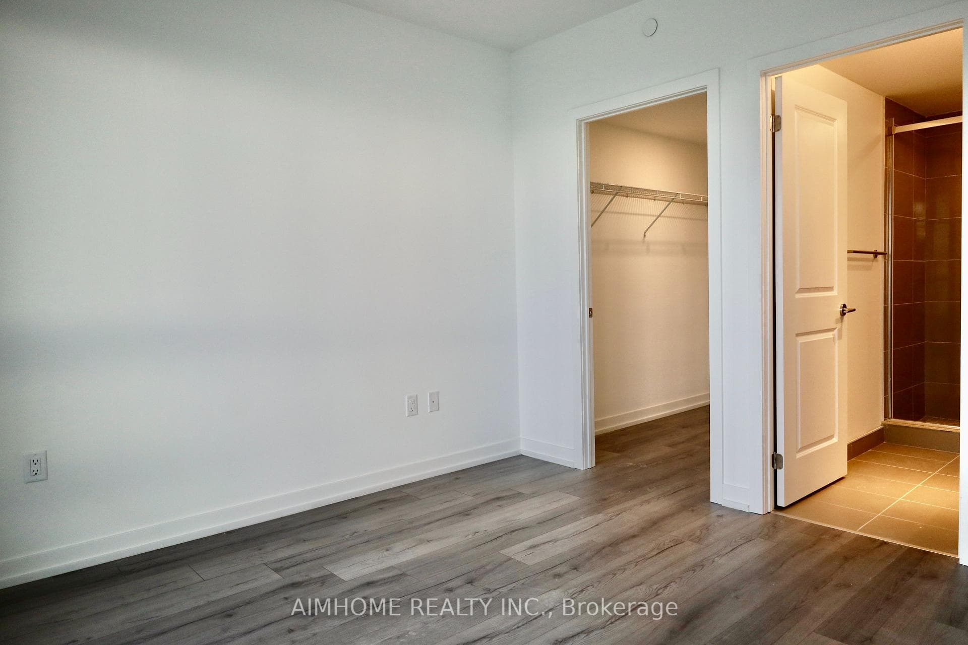 395 Bloor Street Unit 4003 photo 8