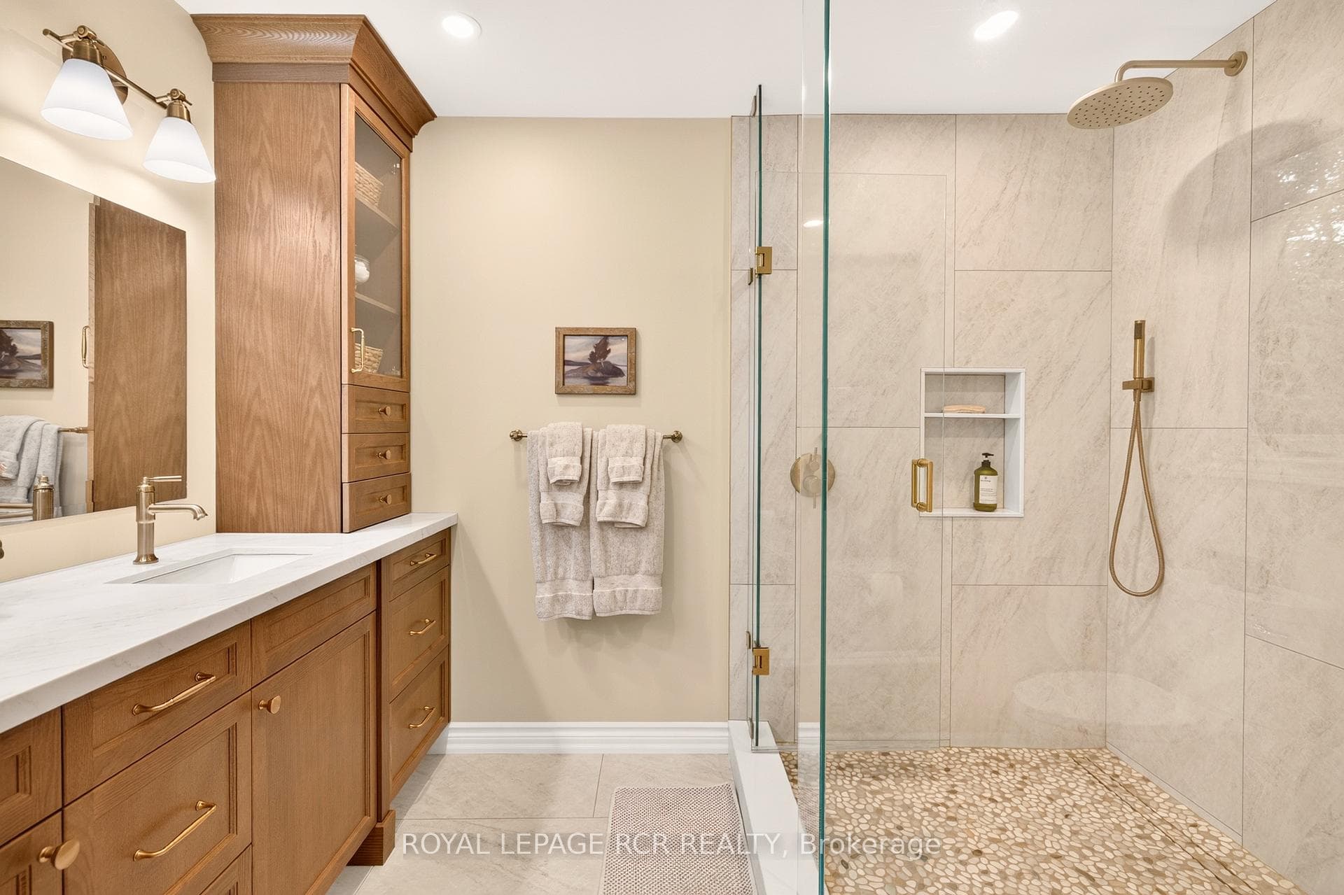 308339 Hockley Road photo 9
