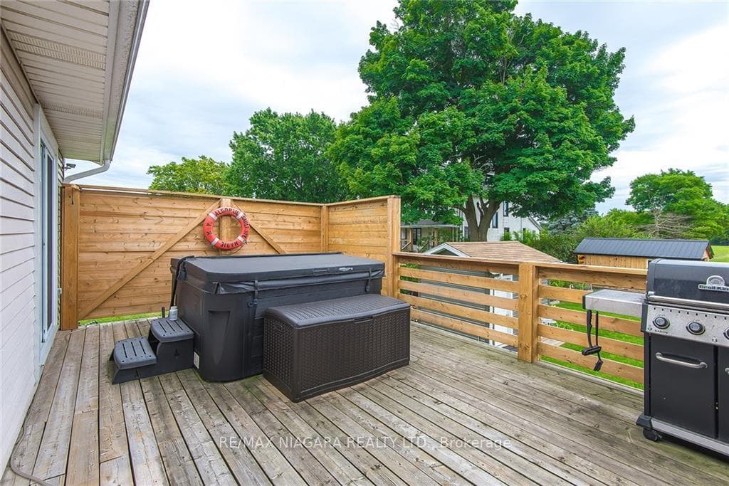 442 Barrick Road photo 15