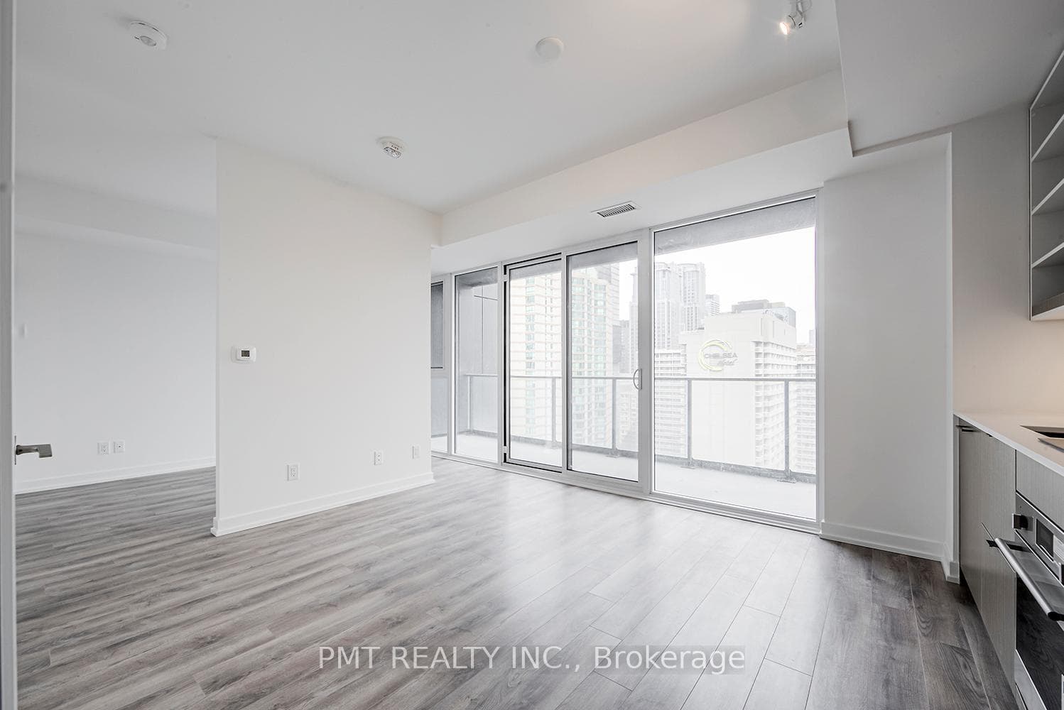 20 Edward Street Unit 1901 photo 7