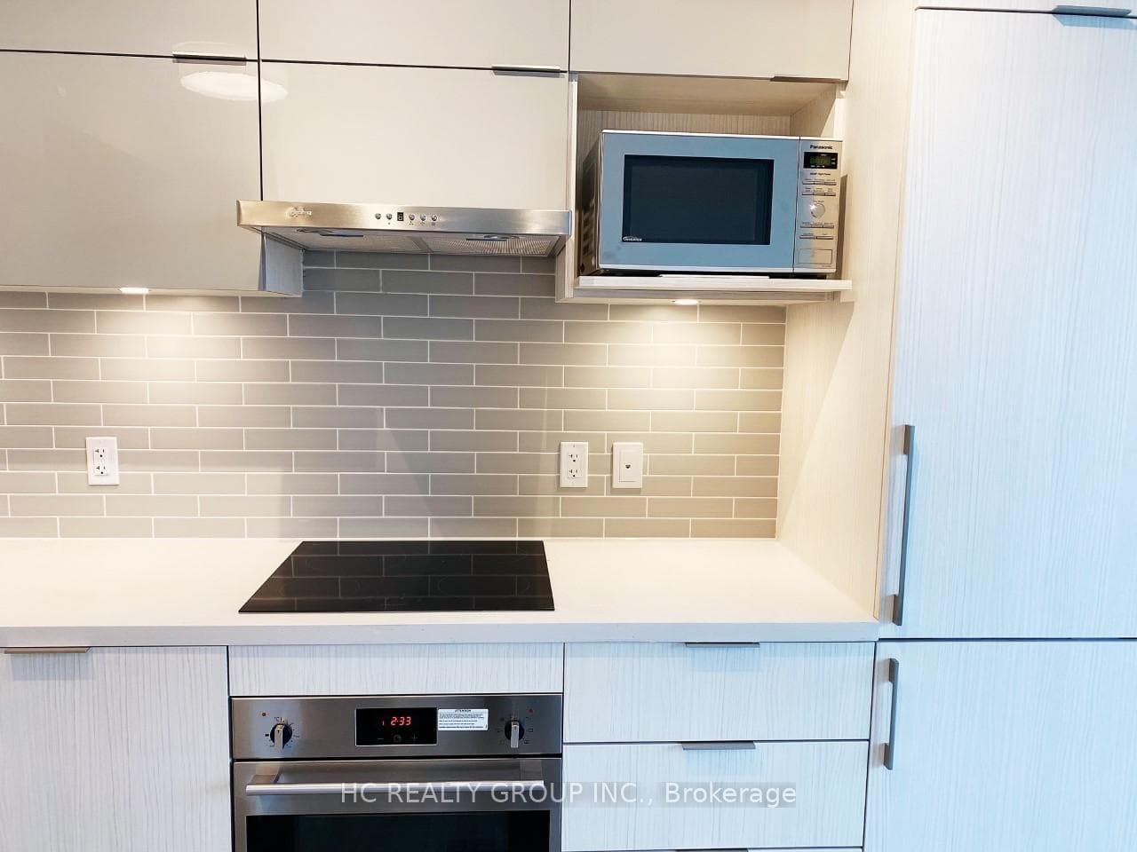 10 Rouge Valley Drive Unit 1213A photo 5