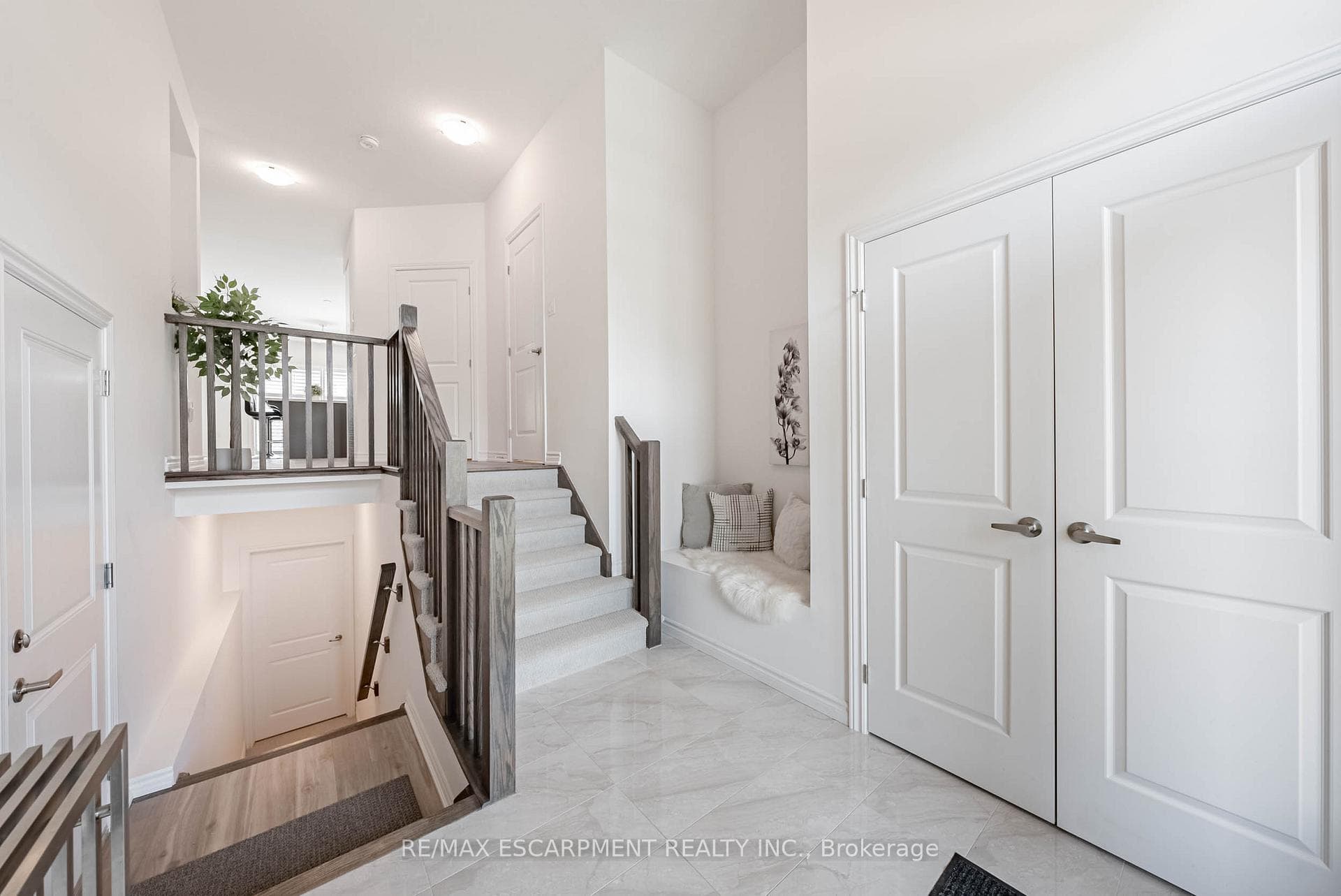 55 Whitton Drive photo 5