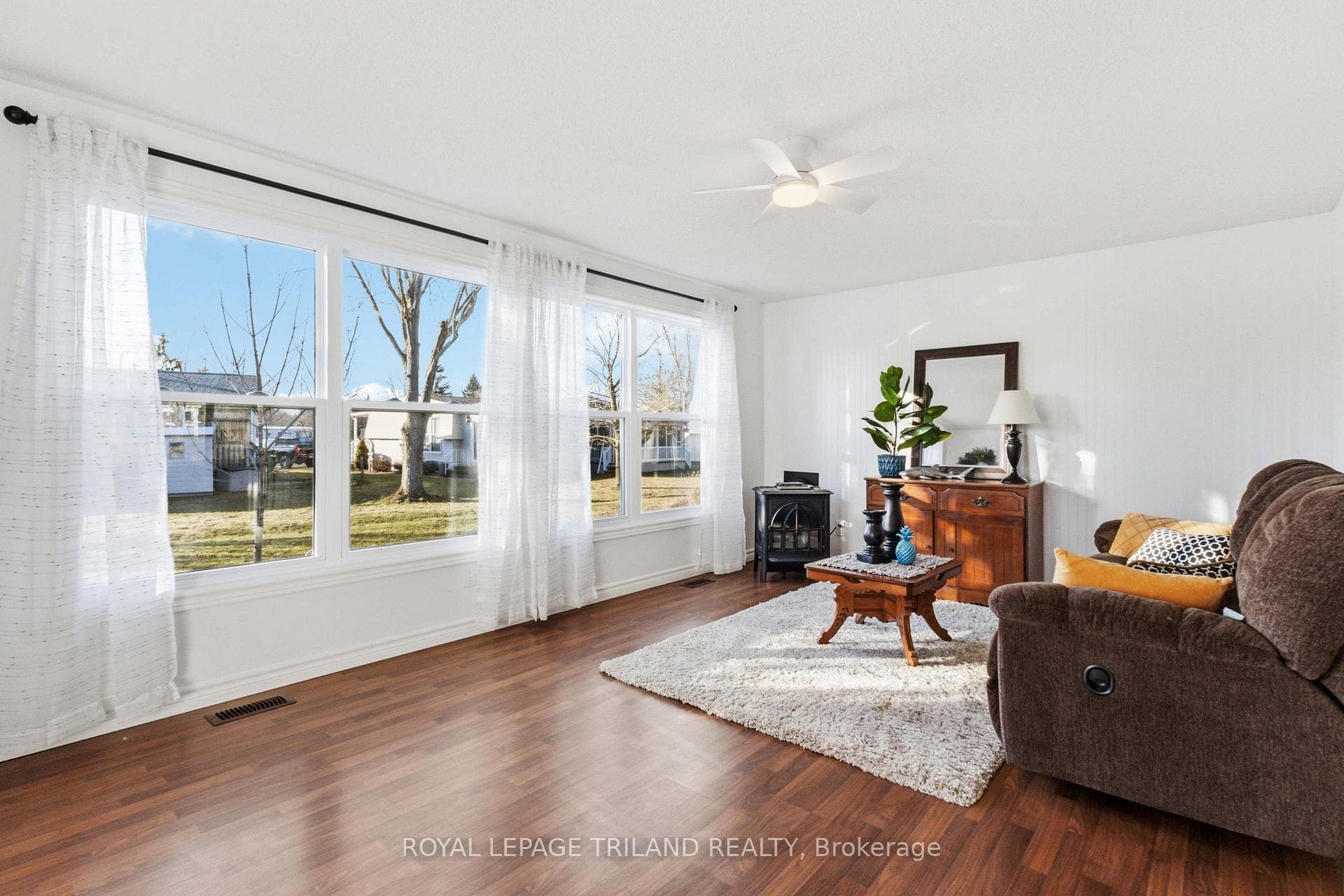 Large west facing windows for GB sunsets