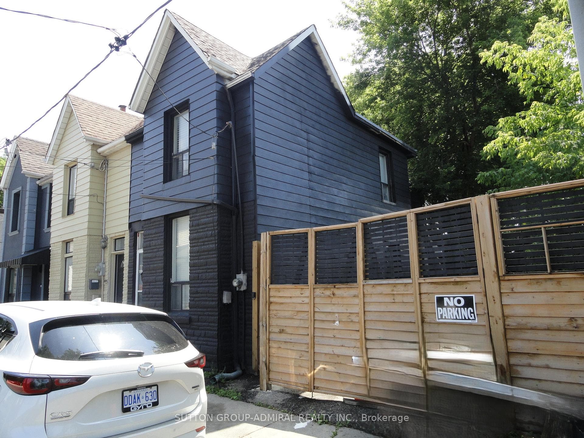 47 Lindner Street photo 2