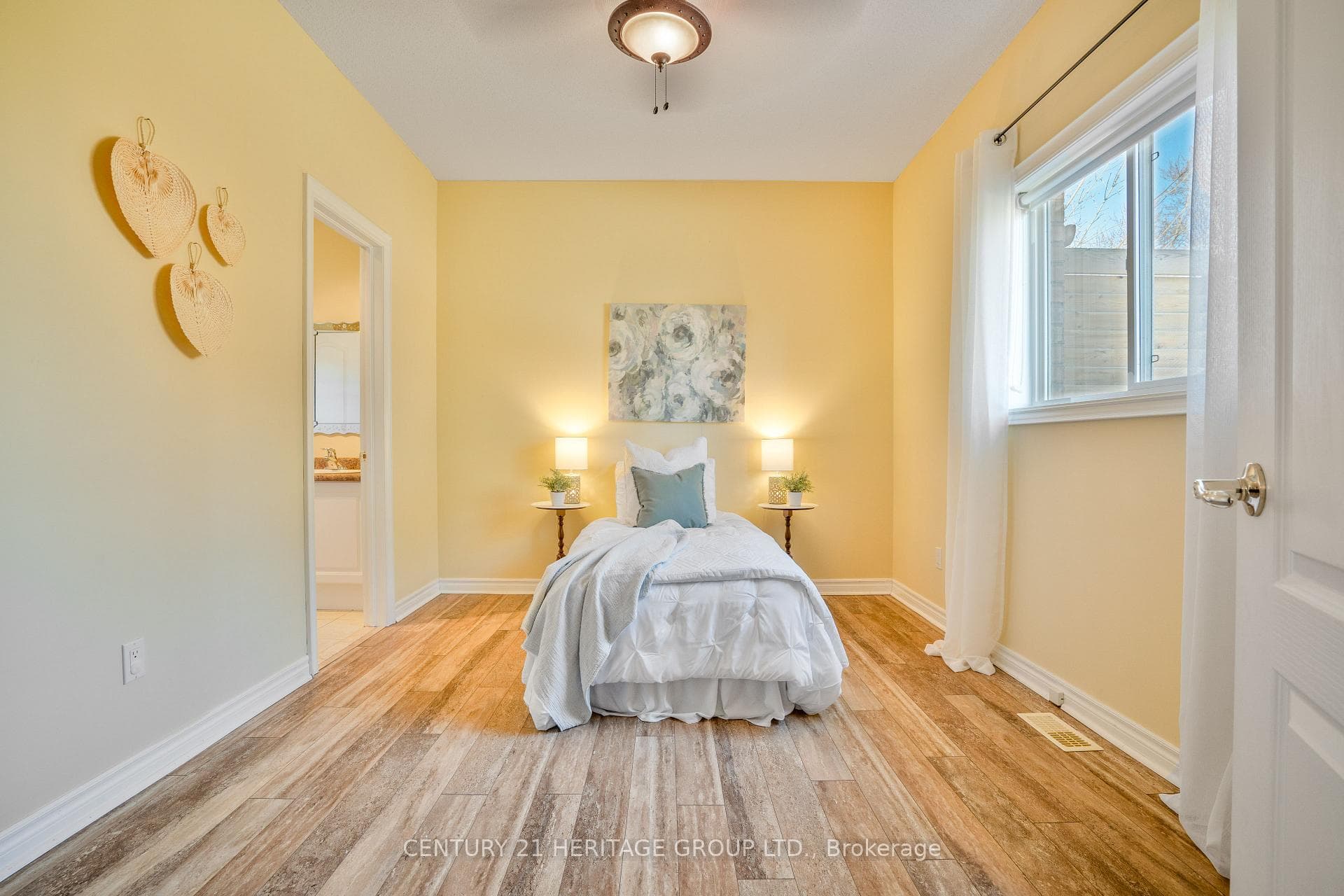 4 Ferncroft Drive photo 21