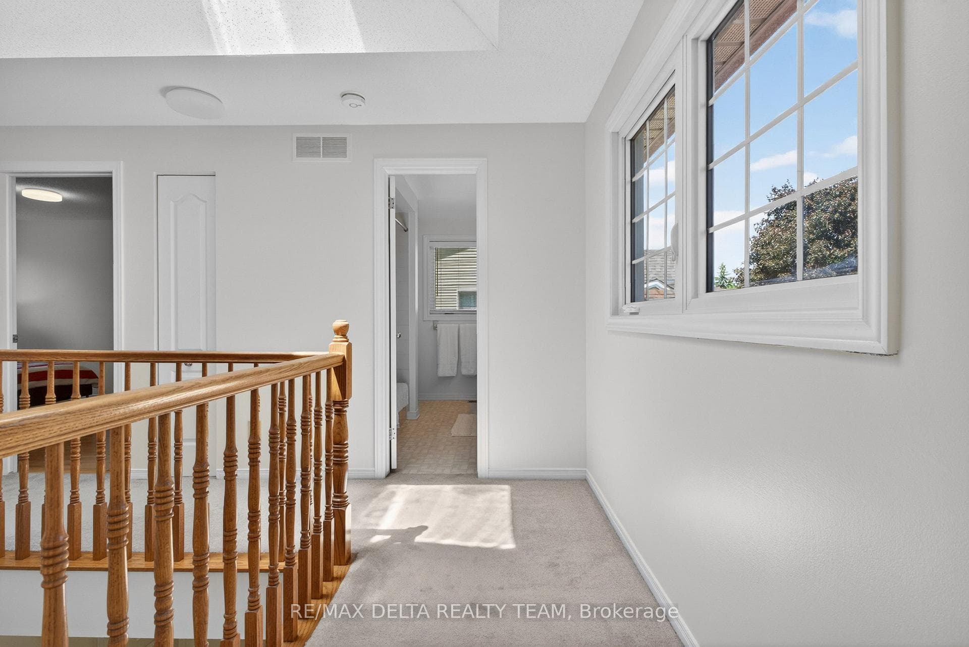 664 Thicket Way photo 37
