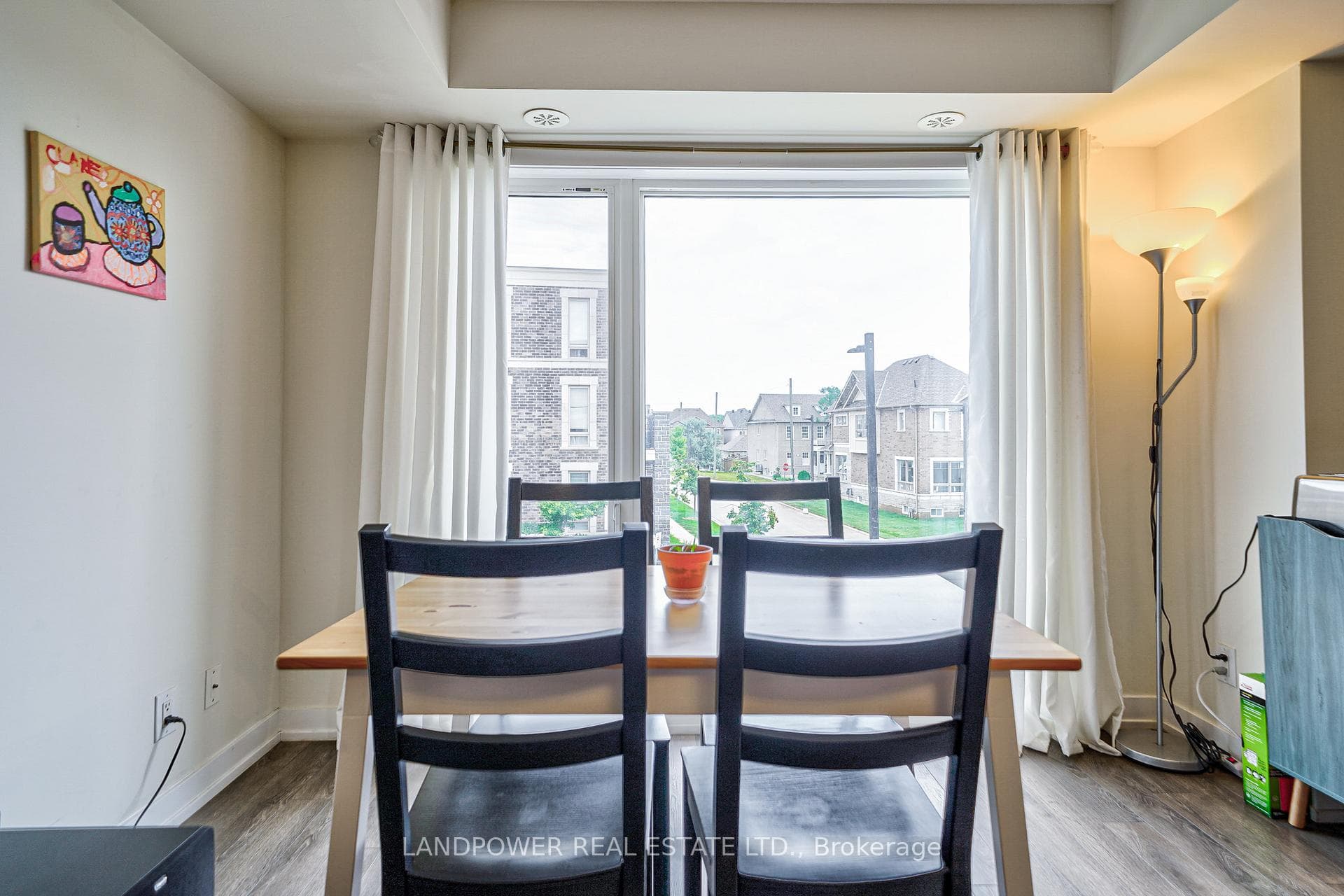 2 Dunsheath Way Unit 104 photo 32