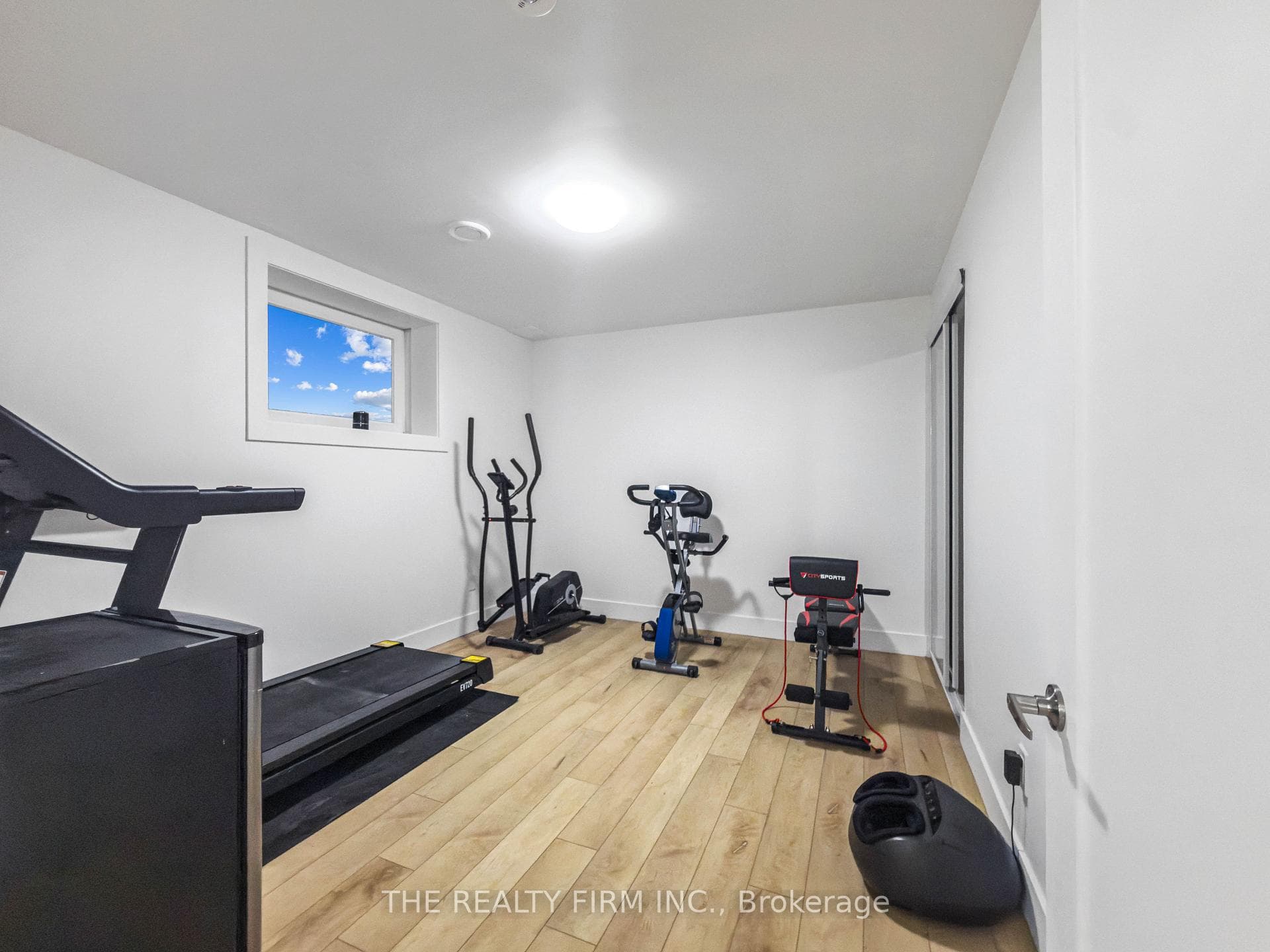 1771 Applerock Avenue photo 42