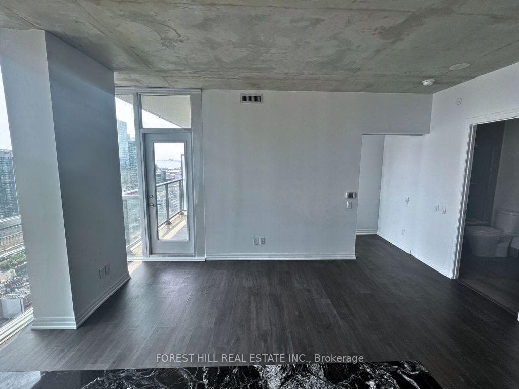 88 Blue Jays Way Unit 3506 photo 4