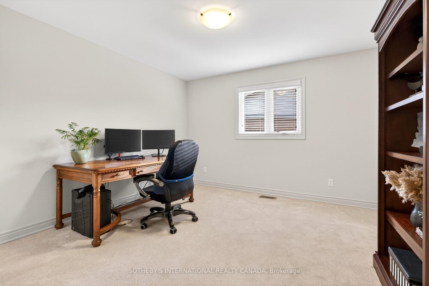 1383 Winterberry Drive photo 28