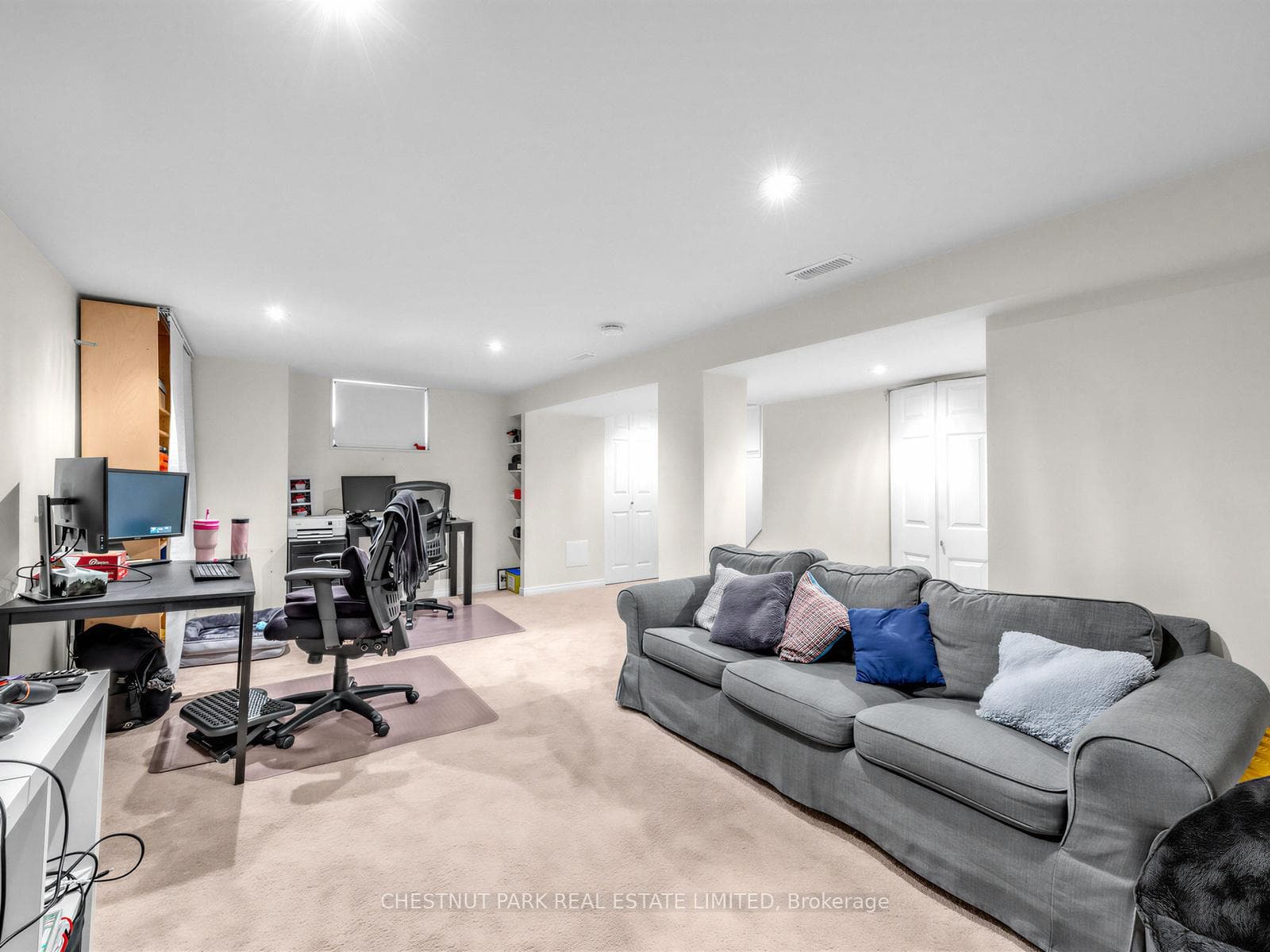 246 Donlea Drive photo 22