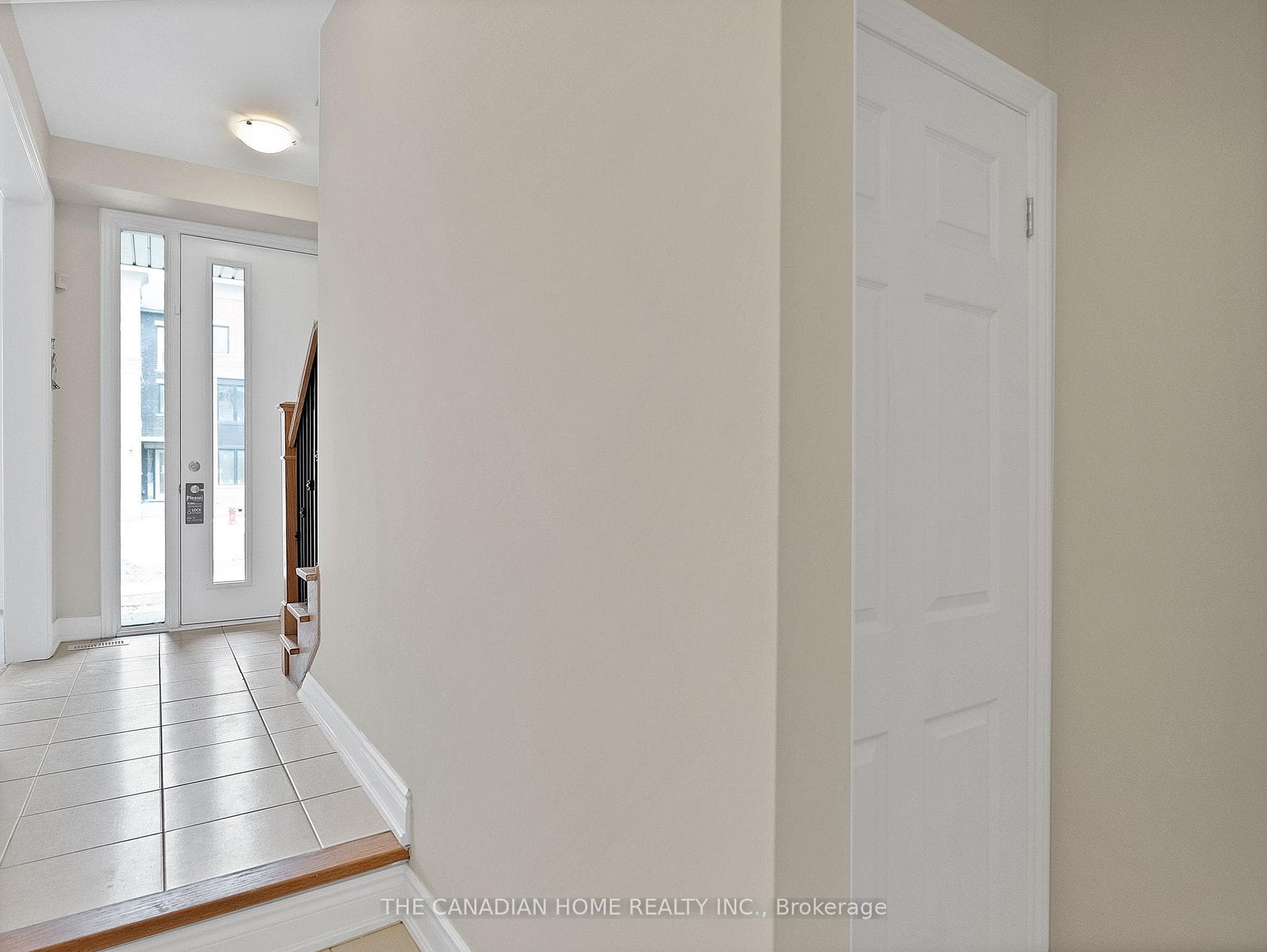 12 Marvin Avenue photo 2
