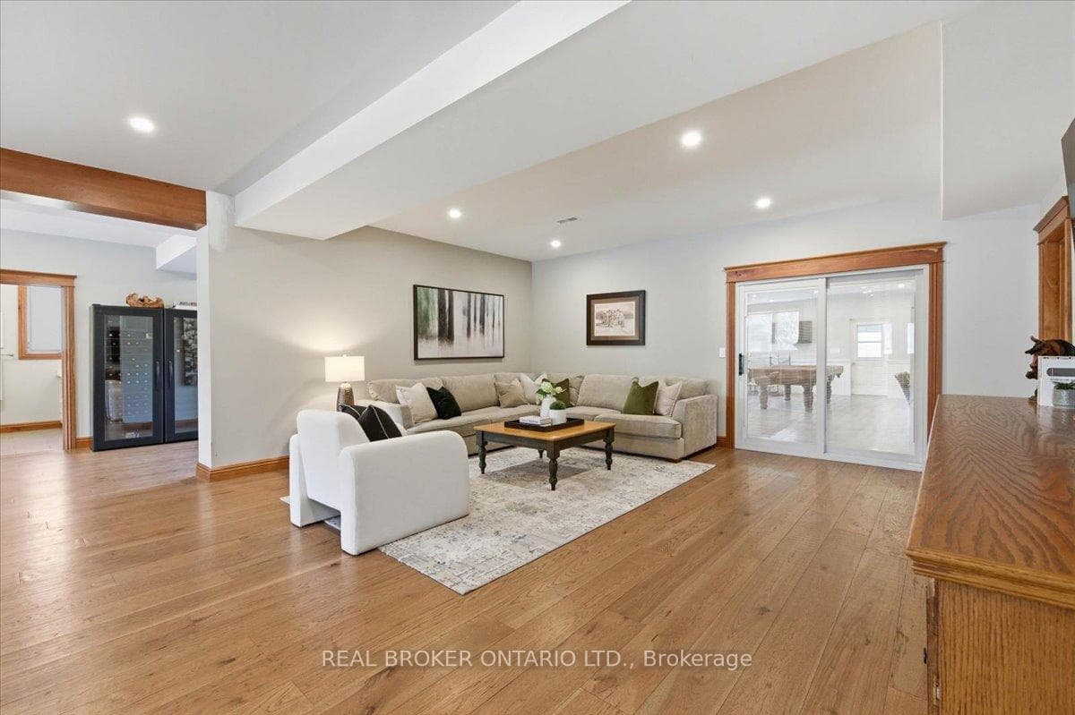 4589 WATSON Road photo 17