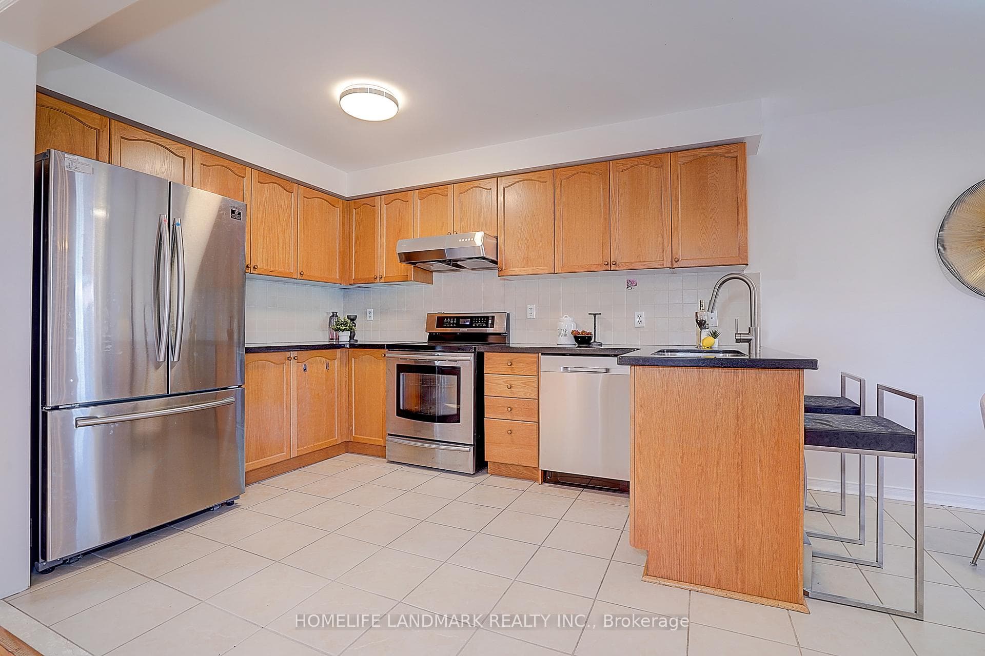 21 Raintree Drive photo 9