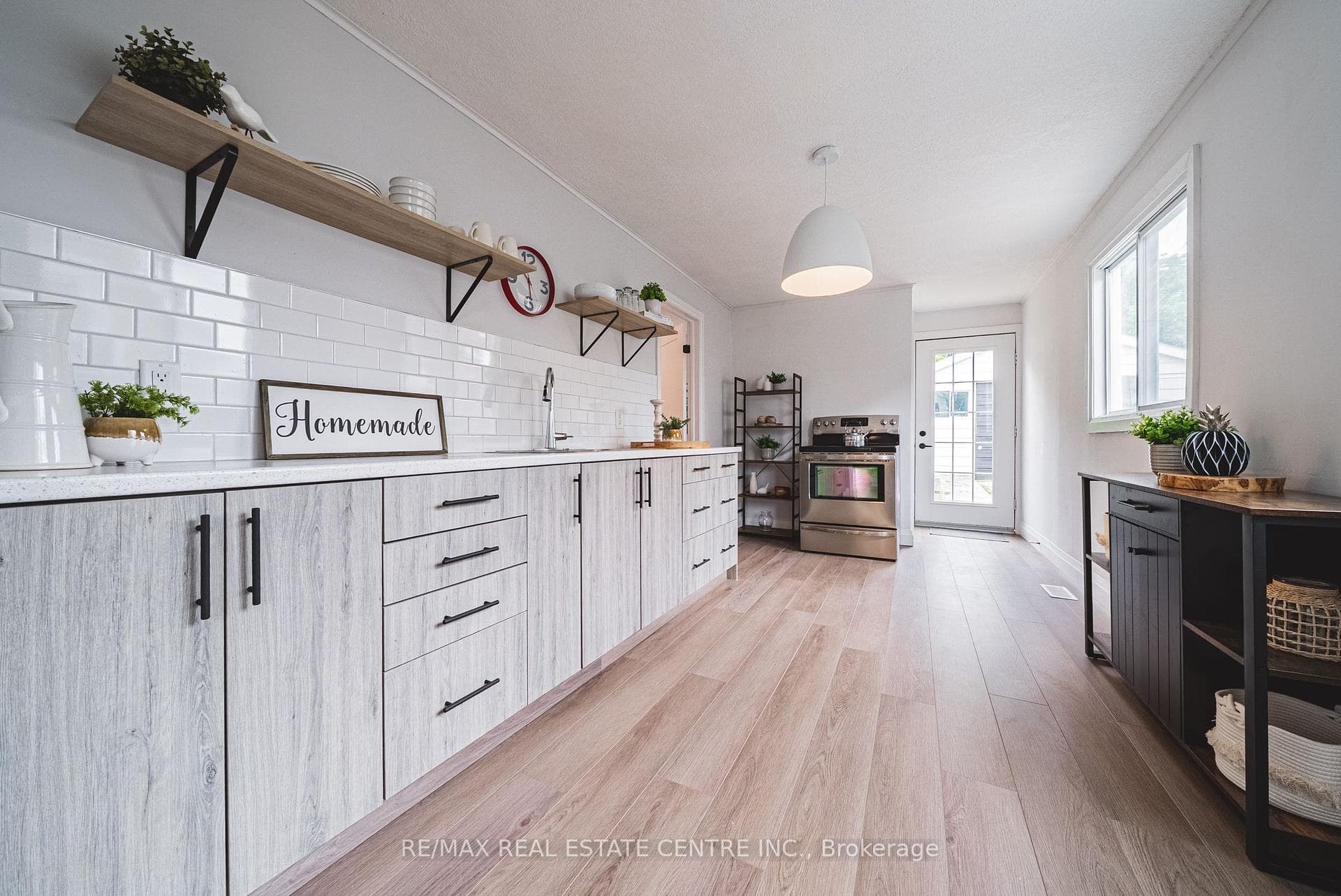 11 Broadview Crescent photo 16