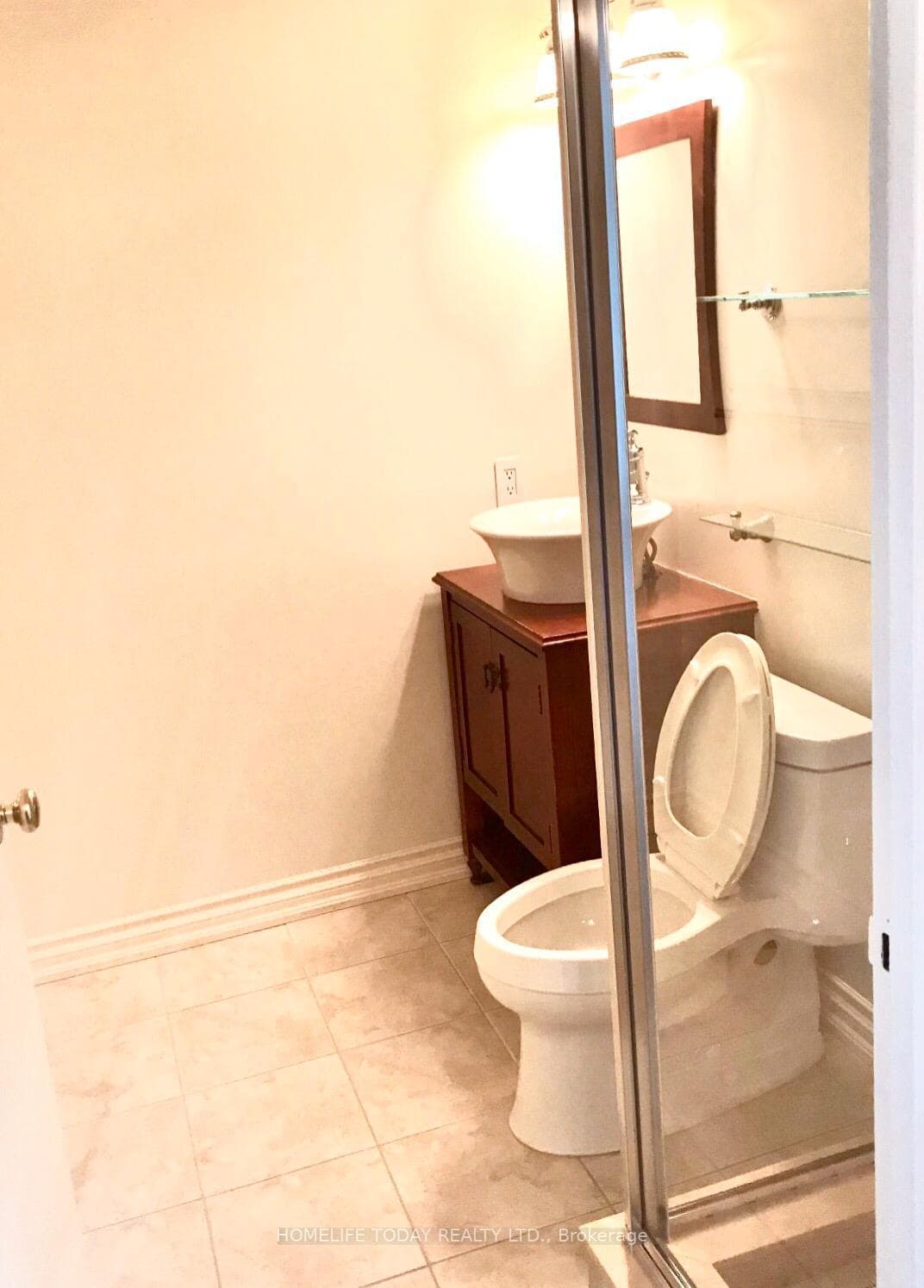 10 Yonge Street Unit 2704 photo 7