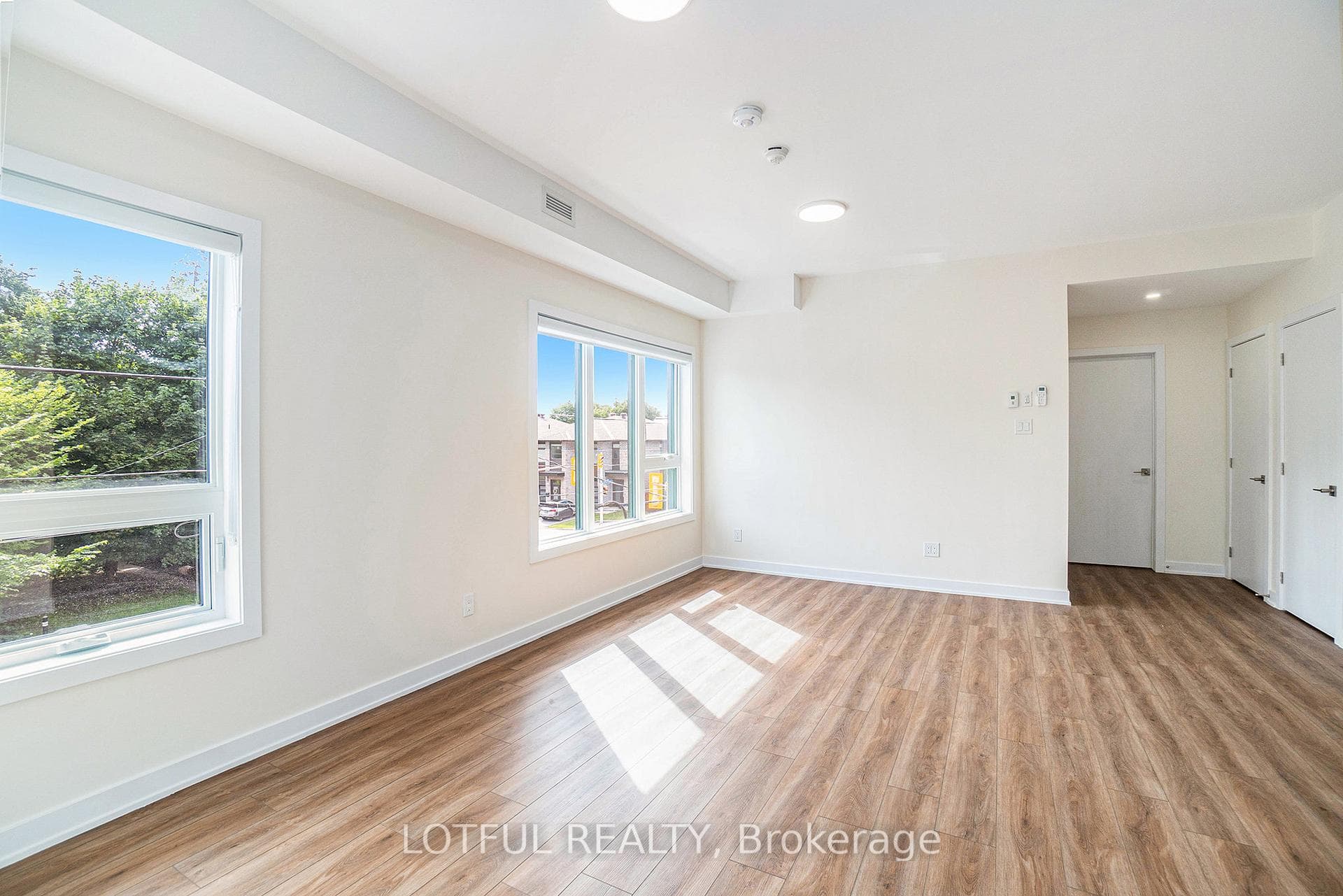 630 Churchill Avenue Unit 201 photo 9