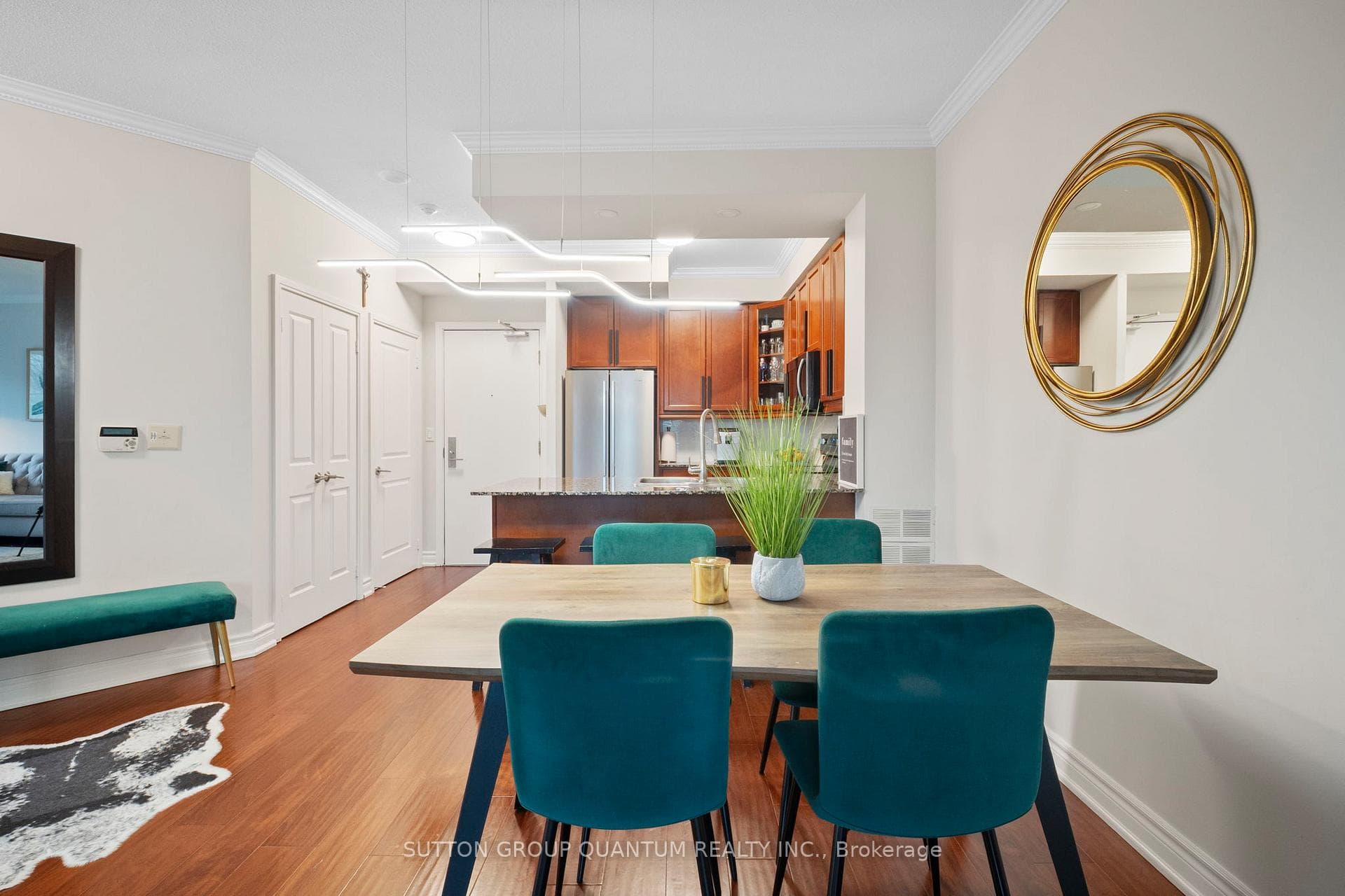 90 Absolute Avenue Unit 302 photo 11