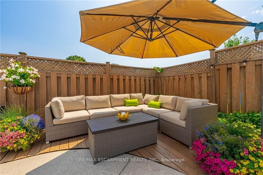 83 Forestgate Drive photo 31