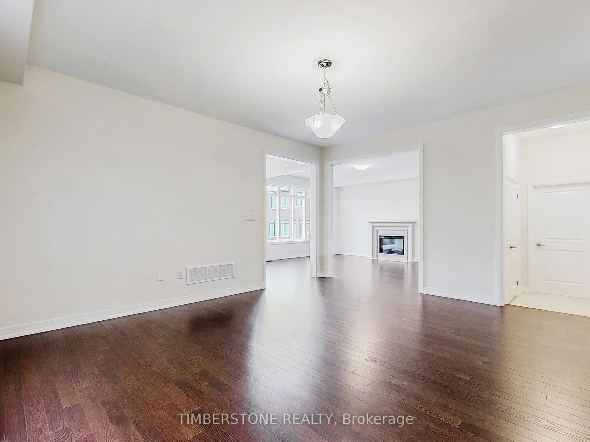 163 Thorndale Road photo 4