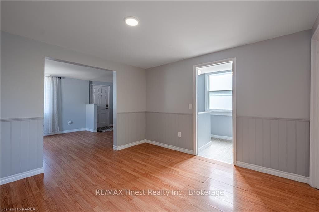 254 NORTH Street photo 7