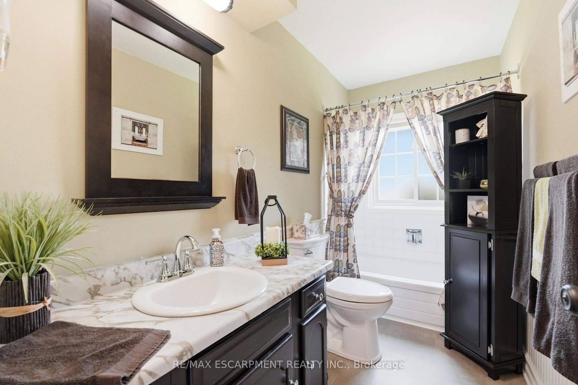Main Bath