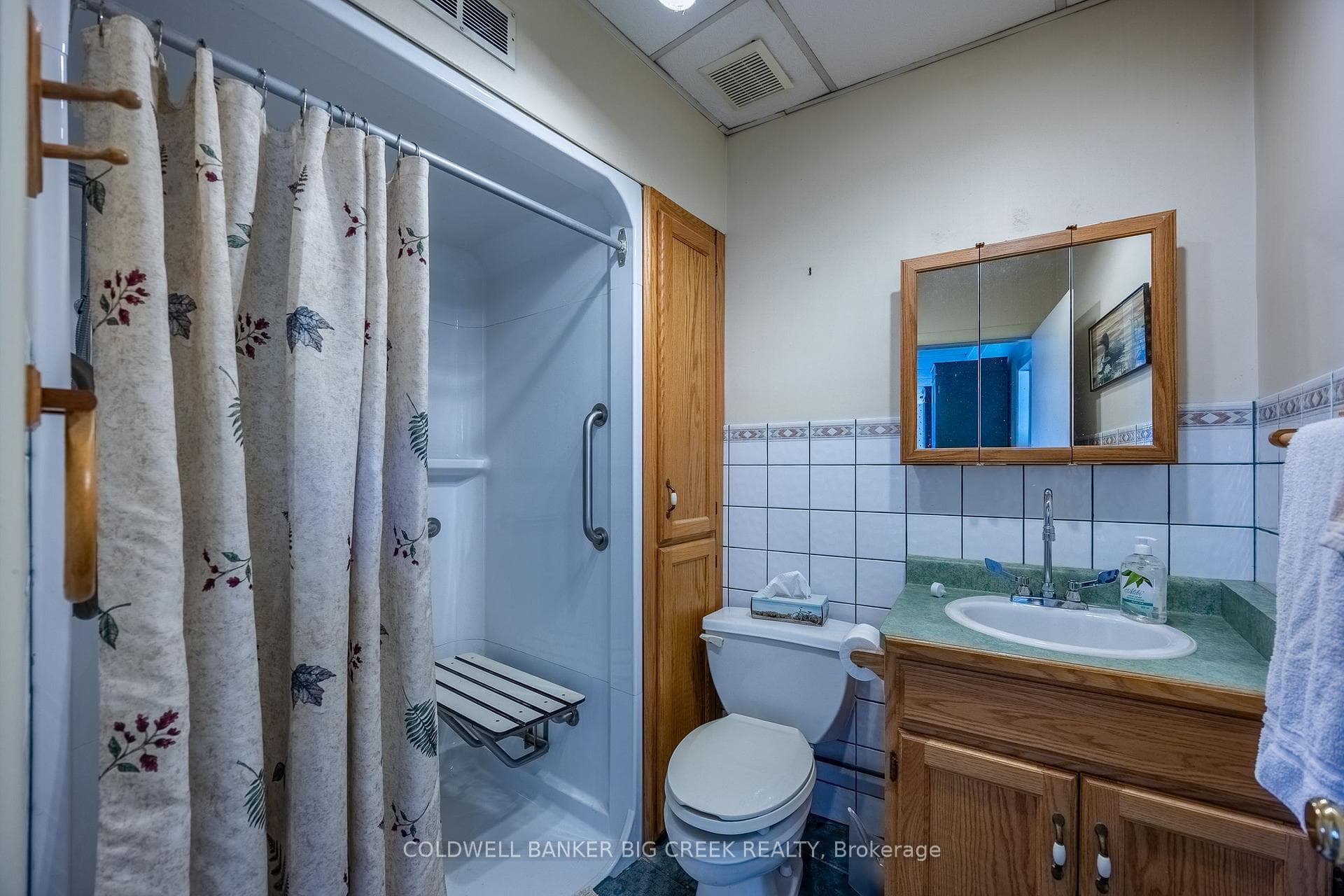 inlaw/rental area bath