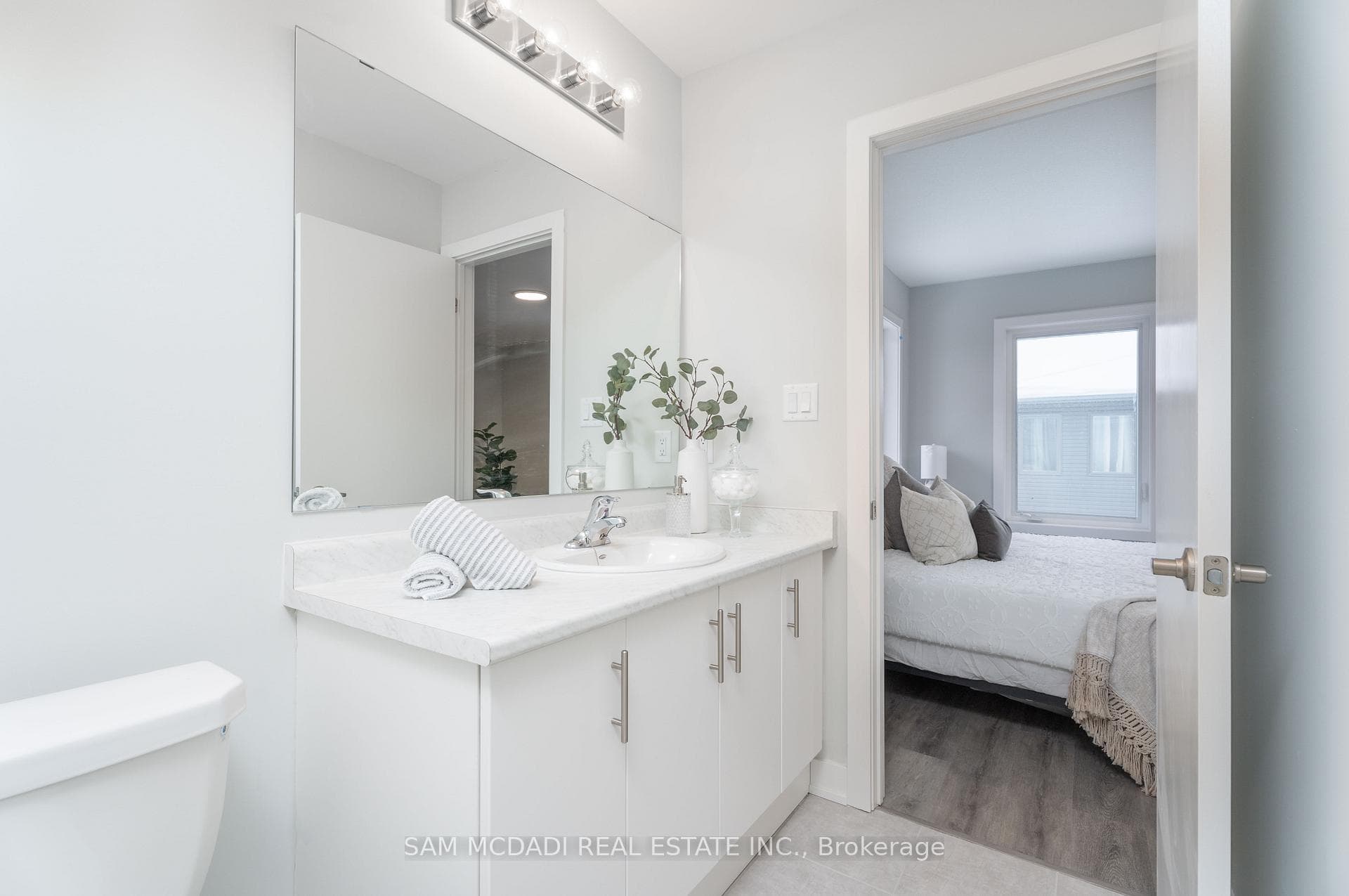 47 Winters Crescent photo 24