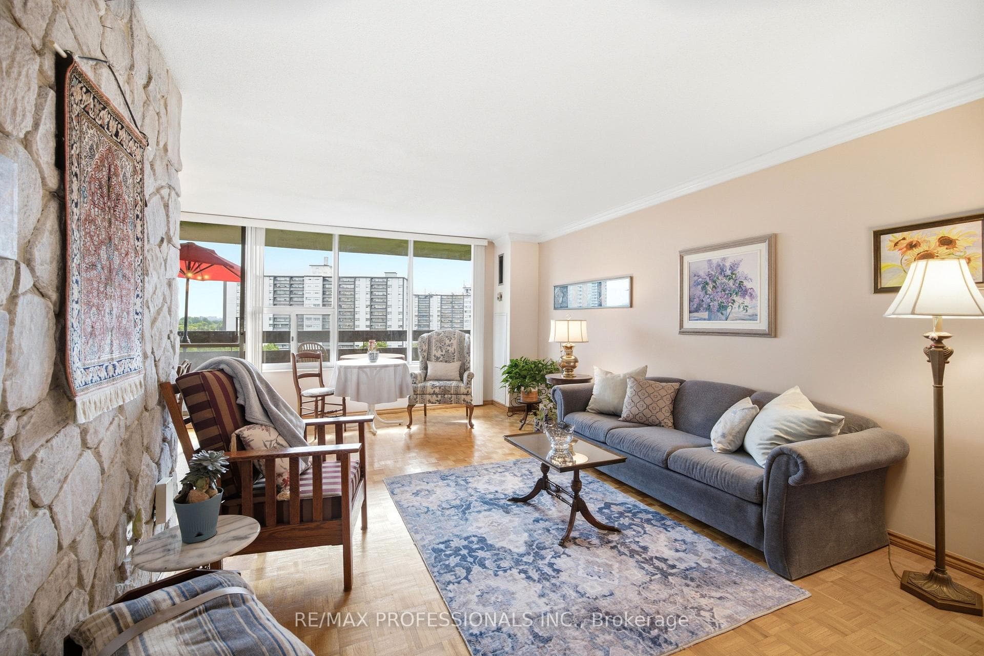 11 Wincott Drive Unit 1208 photo 6