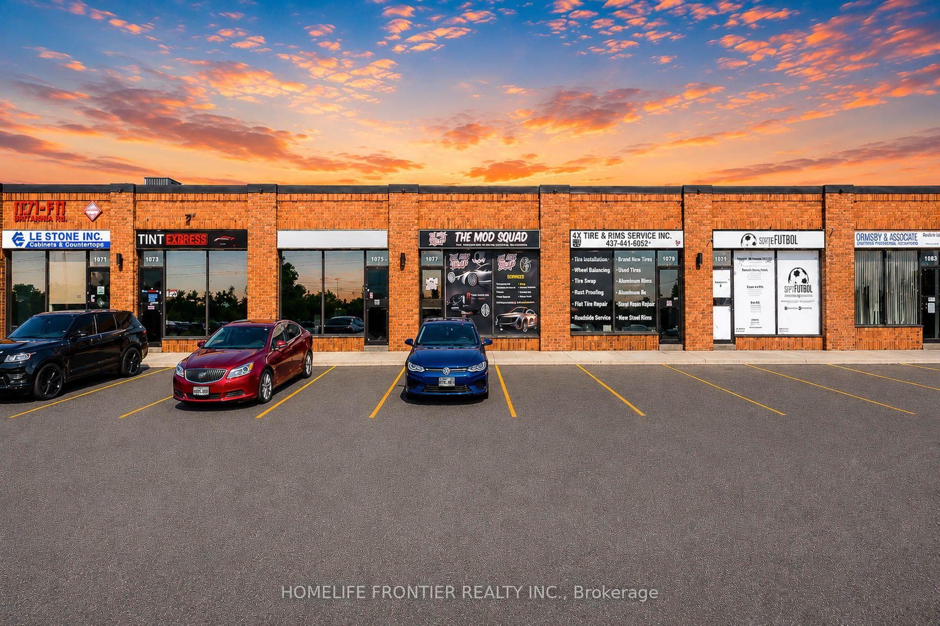 1077 Britannia Road photo 2