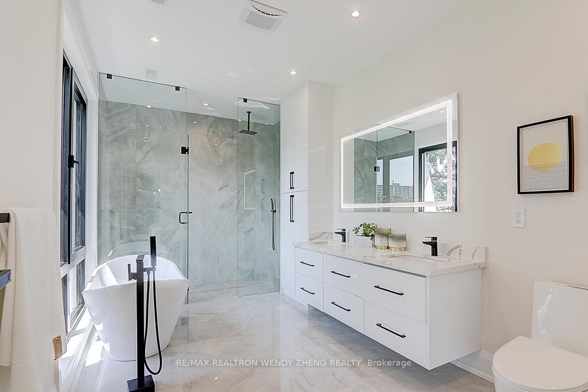55 Moore Park Avenue photo 26