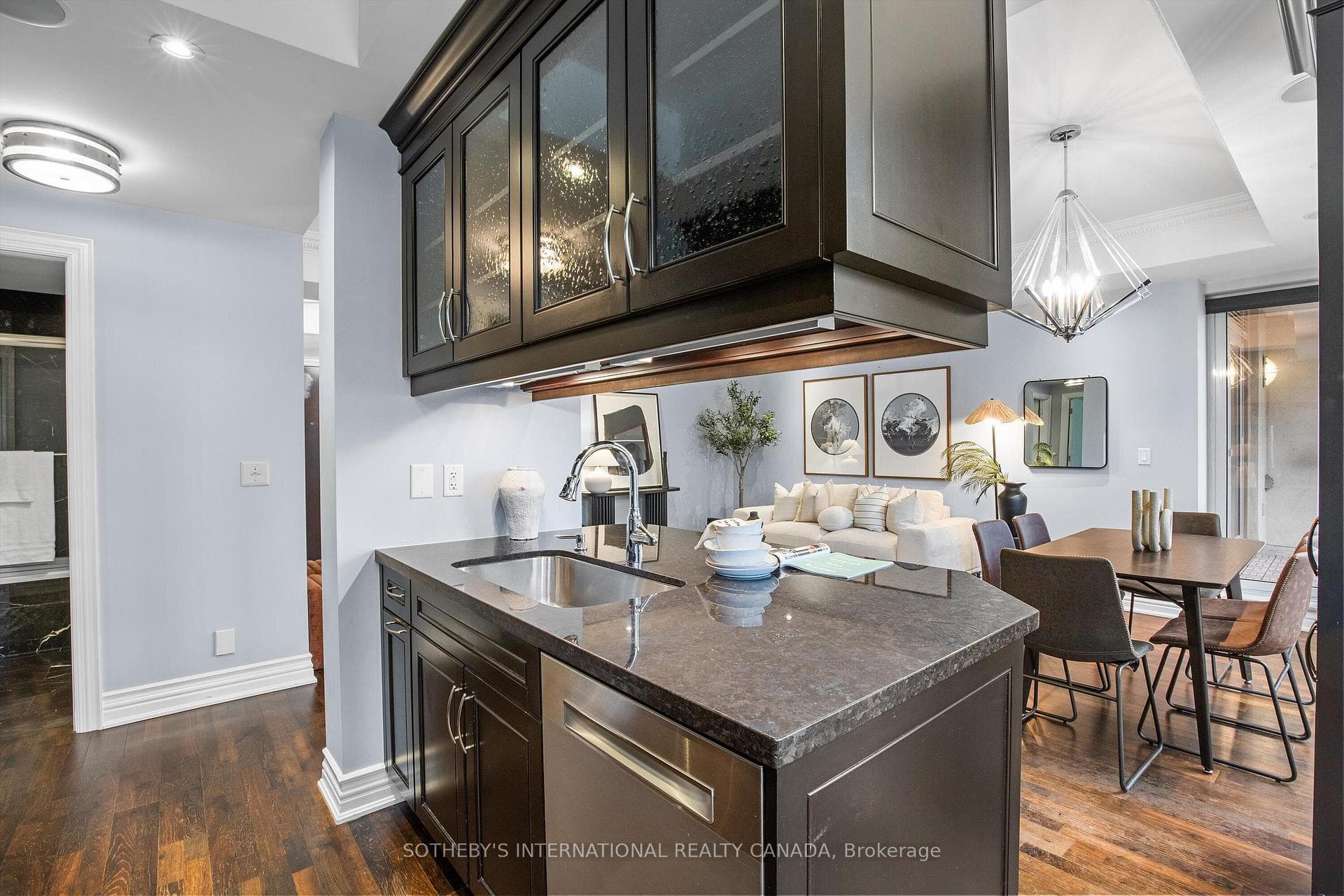 68 Yorkville Avenue Unit 308 photo 14