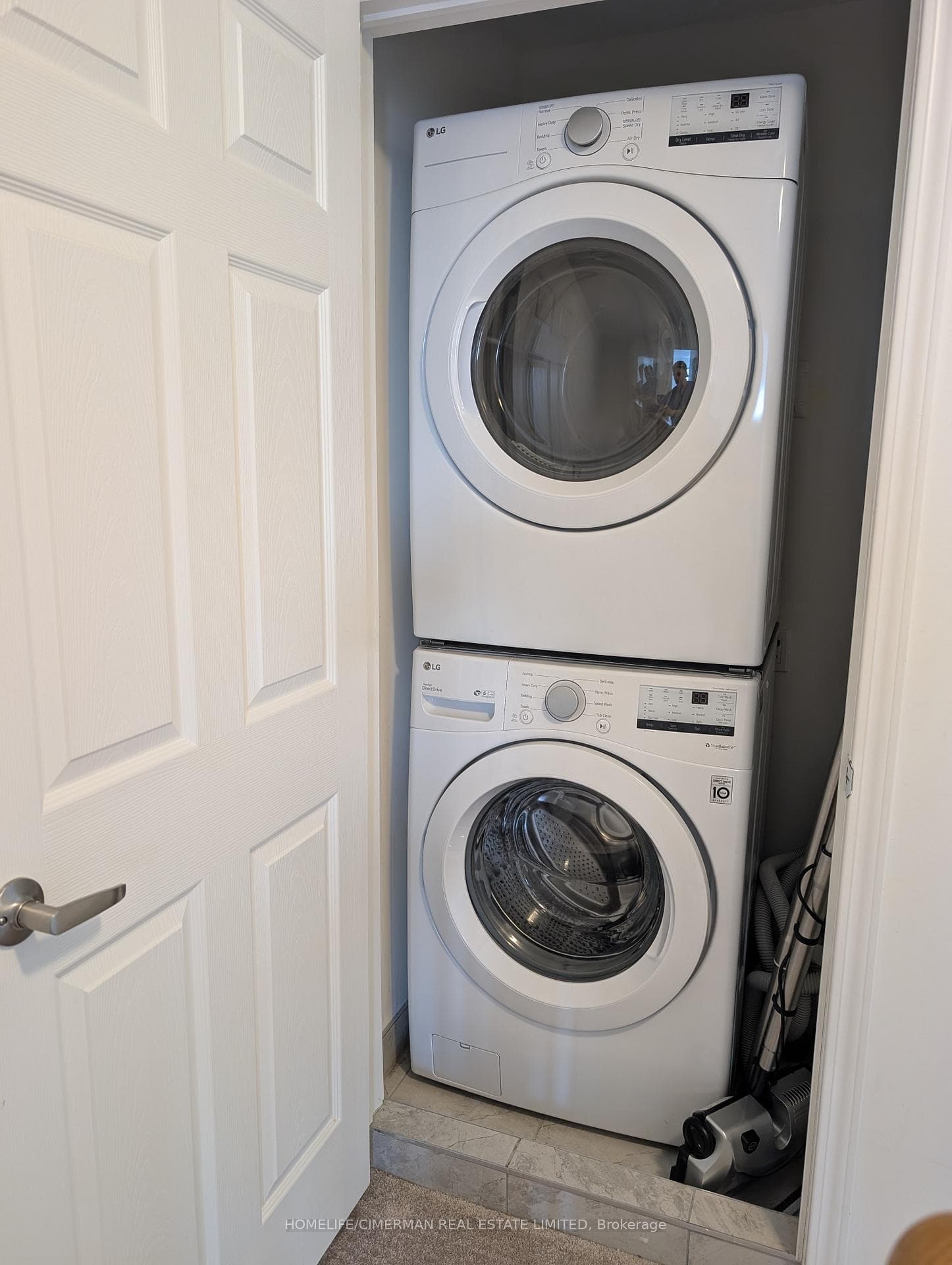 1410 Coral Springs Path photo 19