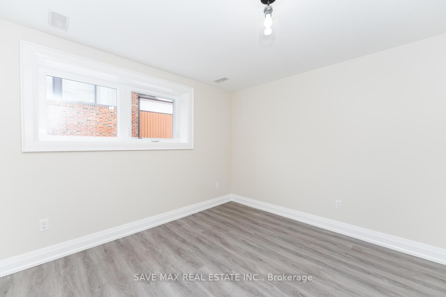 1750 Lincolnshire Boulevard Unit Bsmnt photo 11
