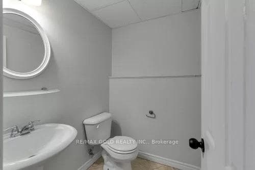 83 Speight Crescent photo 13