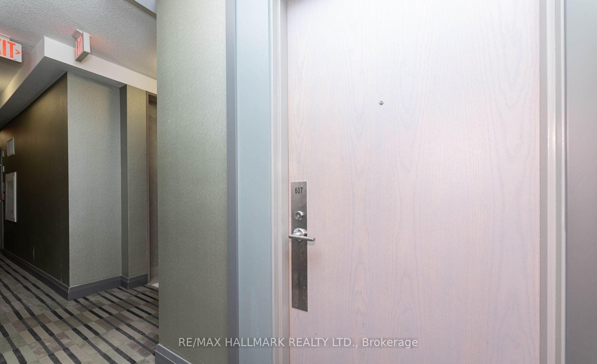 9090 Yonge Street Unit 607 photo 9