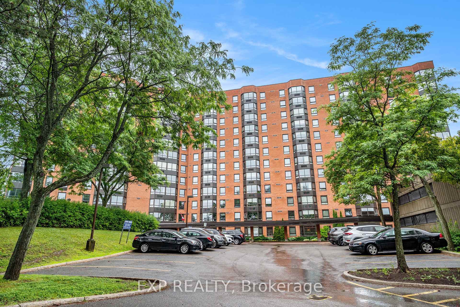 80 Sandcastle Drive Unit 404 photo 25