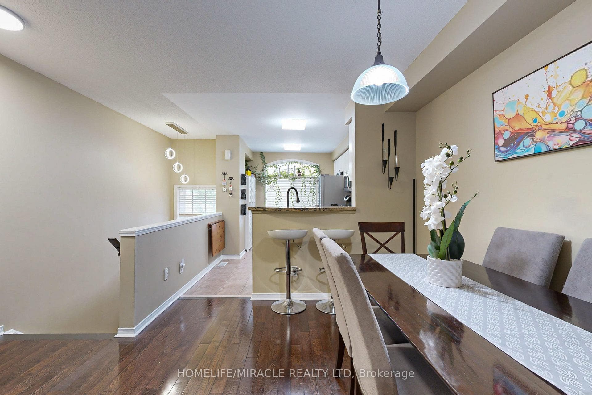 3242 Redpath Circle photo 7